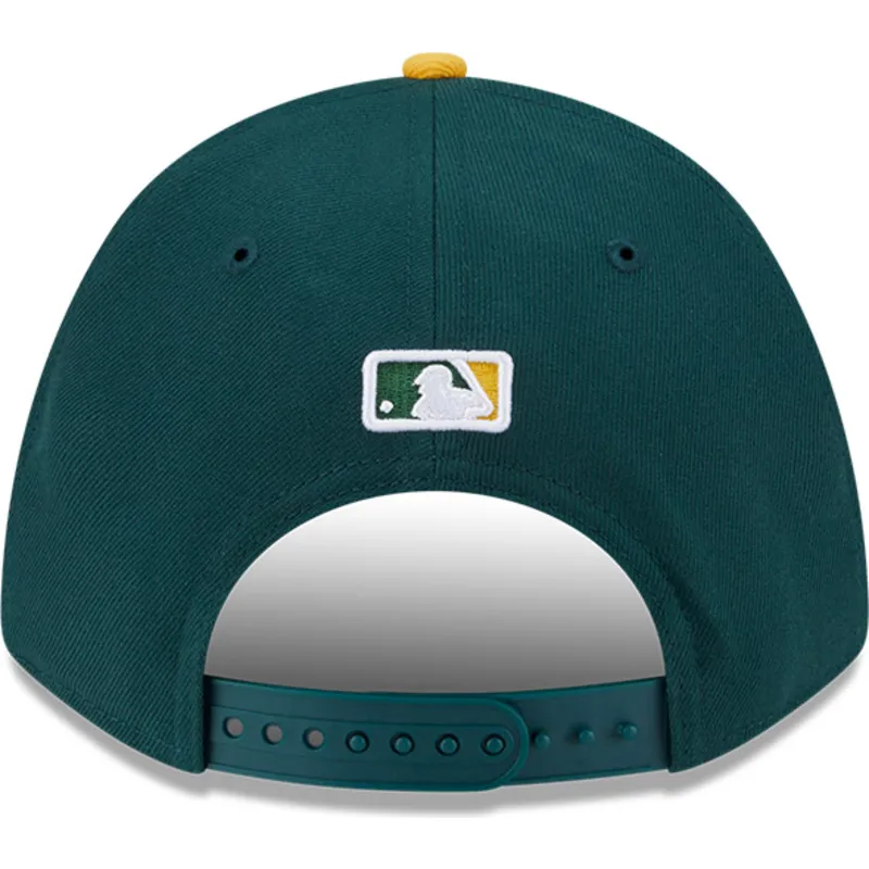 cappellino-curvo-verde-e-giallo-snapback-9forty-m-crown-player-replica-degli-oakland-athletics-mlb-di-new-era