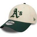 justerbar-9forty-colour-block-keps-i-beige-och-gront-med-bojd-skarm-fran-oakland-athletics-mlb-av-new-era