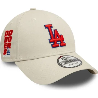 Casquette courbée beige ajustable avec logo rouge 9FORTY Side Patch Los Angeles Dodgers MLB New Era