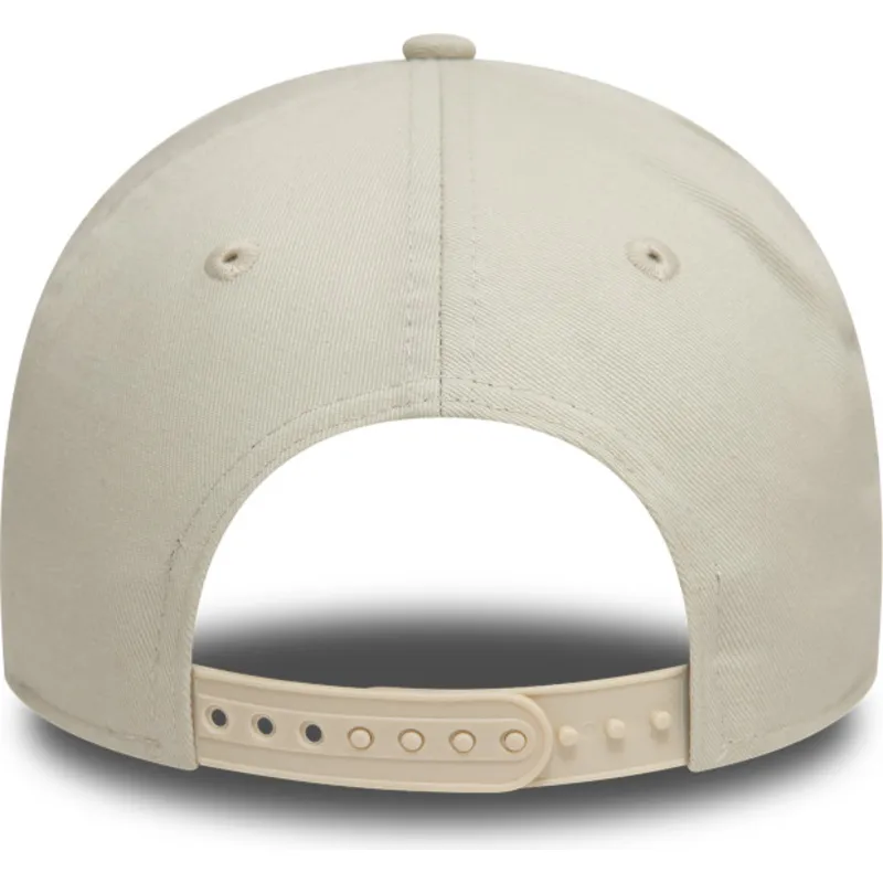 beige-och-lila-bojd-snapback-keps-med-lila-logotyp-9forty-a-frame-world-series-patch-av-los-angeles-dodgers-mlb-fran-new-era