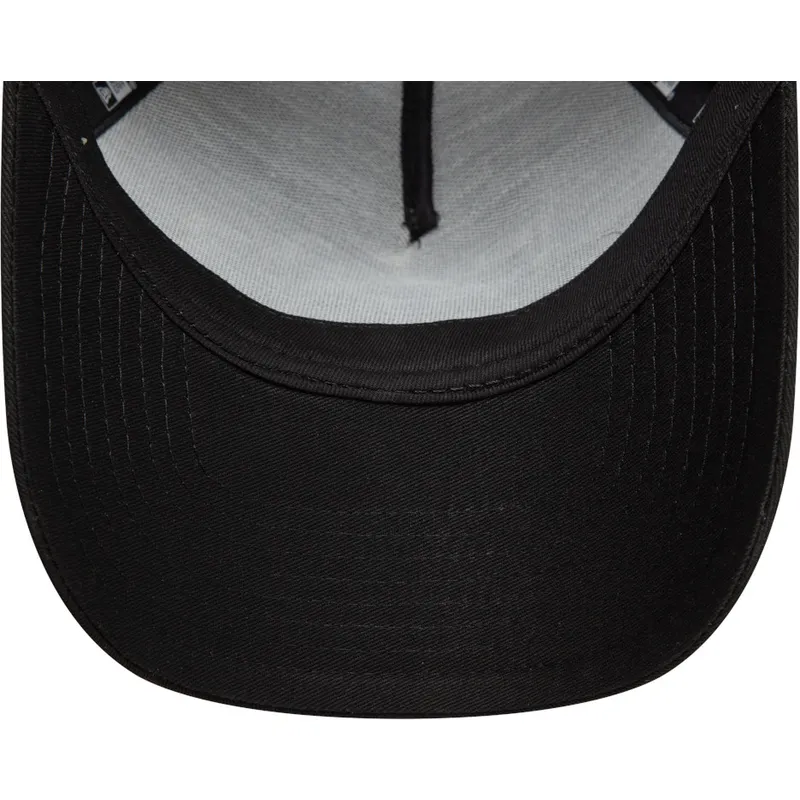 schwarze-gebogene-snapback-kappe-mit-marineblauem-logo-9forty-a-frame-world-series-patch-der-new-york-yankees-mlb-von-new-era