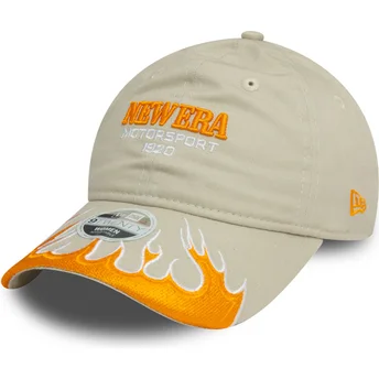 Gorra curva beige ajustable para mujer 9TWENTY Flame Visor de New Era