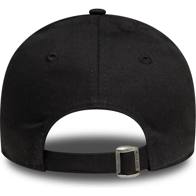 svart-justerbar-damkeps-med-bojd-skarm-9twenty-flame-visor-fran-new-era