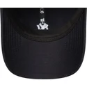 marineblaue-verstellbare-9twenty-kappe-mit-gebogenem-schirm-und-mini-logo-der-new-york-yankees-mlb-von-new-era