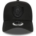 cappellino-curvo-nero-snapback-e-frame-essential-dei-las-vegas-raiders-nfl-di-new-era