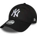 czarna-regulowana-czapka-z-zakrzywionym-daszkiem-dla-kobiet-9twenty-league-essential-new-york-yankees-mlb-new-era