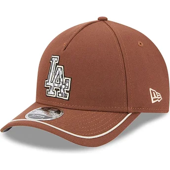 Brun kurvad snapbackkeps 9FORTY M-Crown A Frame Motorsport Los Angeles Dodgers MLB från New Era