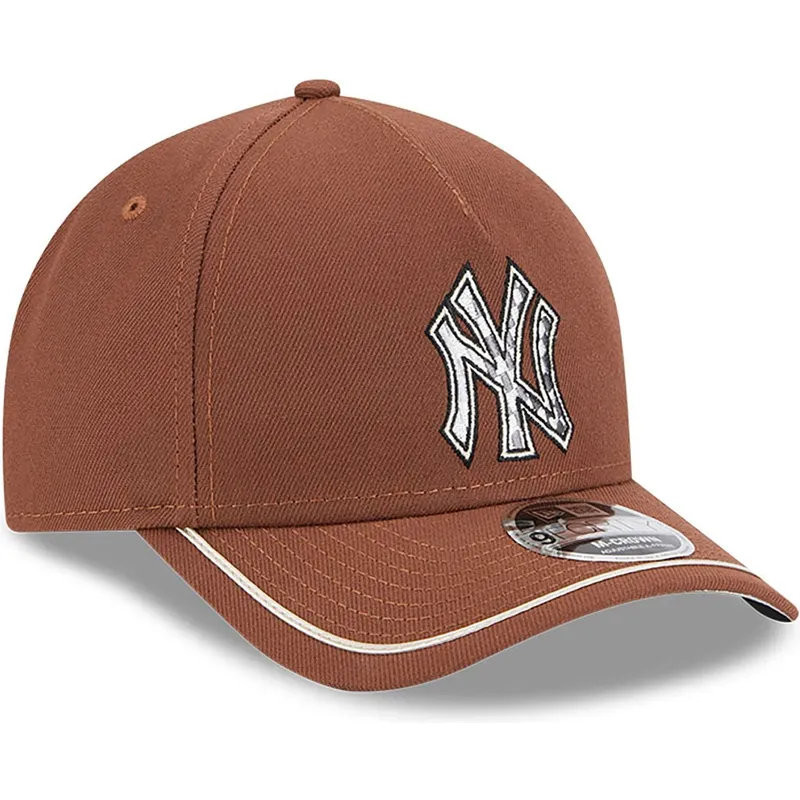 cap-curbata-brown-snapback-9forty-m-crown-a-frame-motorsport-de-new-york-yankees-mlb-de-new-era