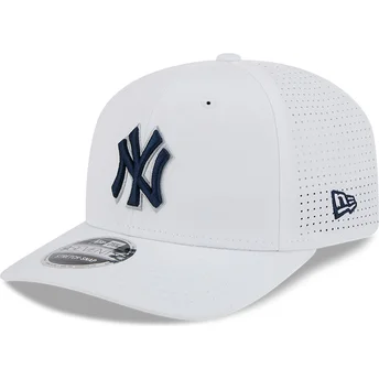 Casquette trucker blanche 9SEVENTY Perf Spring Training Fan Pack 2025 New York Yankees MLB New Era