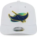 epci-curbata-alb-snapback-9seventy-perf-spring-training-fan-pack-2025-de-tampa-bay-rays-mlb-de-new-era