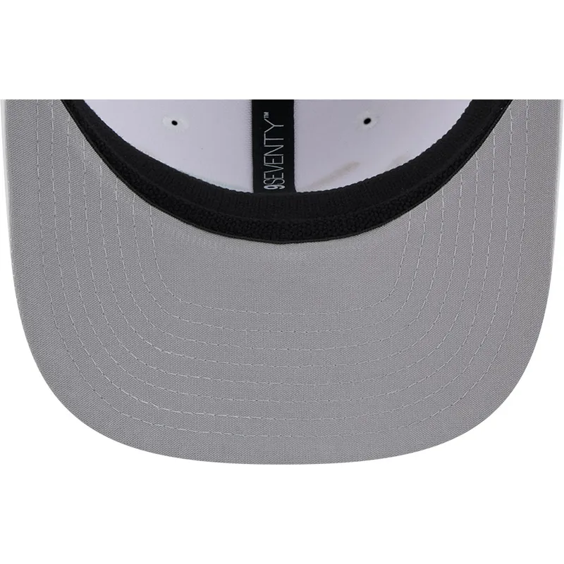 epci-curbata-alb-snapback-9seventy-perf-spring-training-fan-pack-2025-de-tampa-bay-rays-mlb-de-new-era