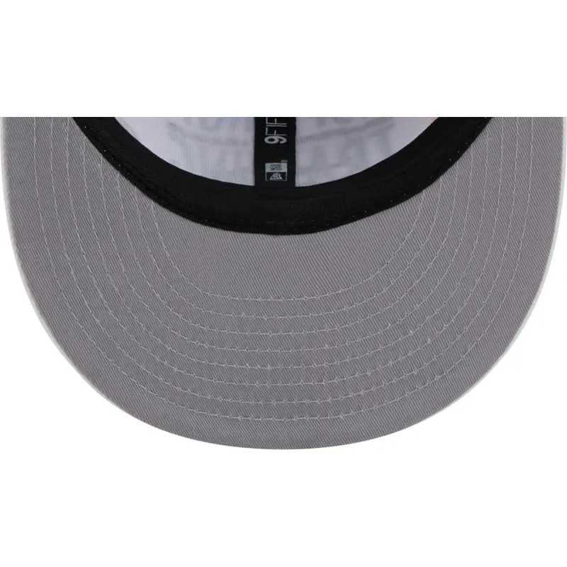 vit-platt-snapback-keps-9fifty-scatter-spring-training-fan-pack-2025-fran-mlb-grapefruit-league-logo-av-new-era