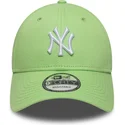 casquette-courbee-verte-claire-ajustable-9forty-colour-pack-new-york-yankees-mlb-new-era