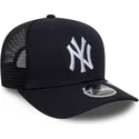 casquette-trucker-bleue-marine-9seventy-stretch-snap-new-york-yankees-mlb-new-era