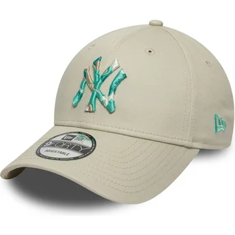 Cap curbată beige adjustable strap 9FORTY Seasonal Infill de New York Yankees MLB de New Era
