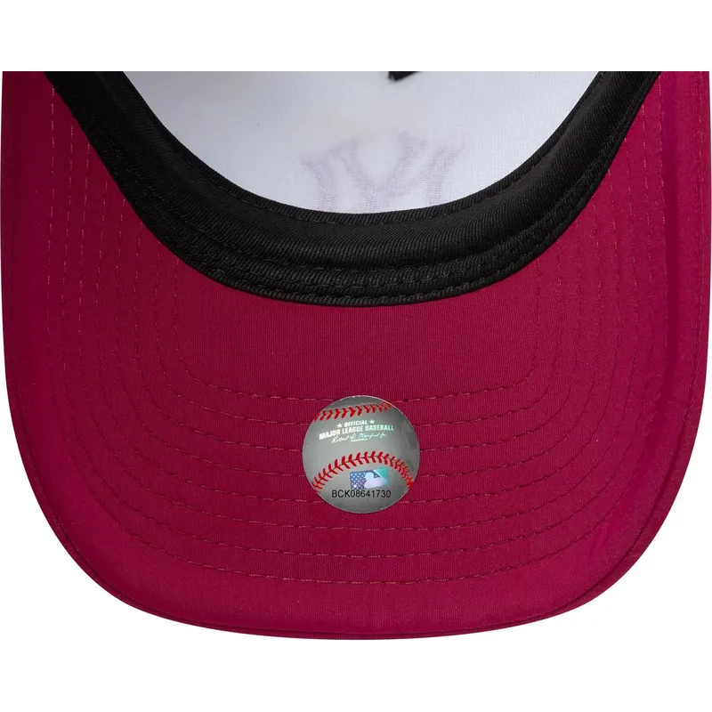 new-era-mlb-new-york-yankees-e-frame-world-series-weisse-und-rote-trucker-kappe-mit-rotem-logo