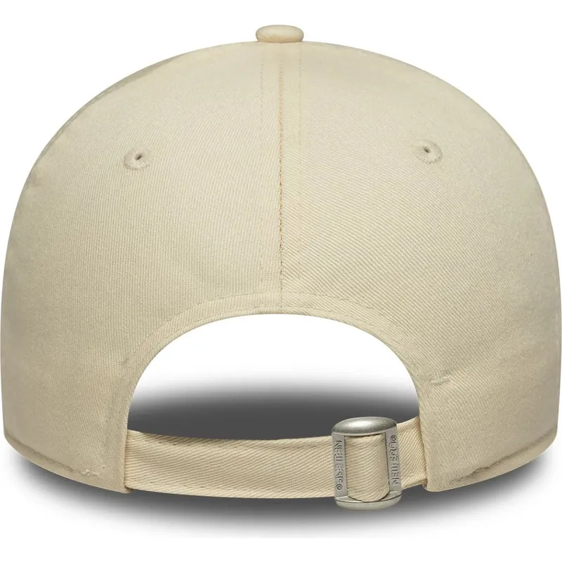 bezowa-regulowana-czapka-z-daszkiem-dla-kobiet-9forty-beaded-new-york-yankees-mlb-new-era