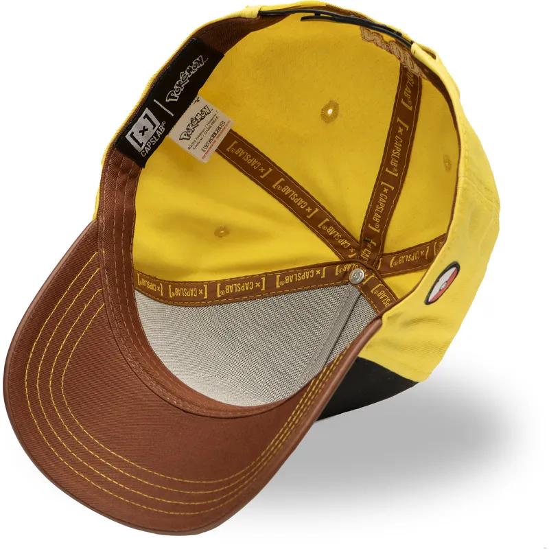 capslab-pokemon-pikachu-pmk6-snapback-kappe-mit-gebogenem-schirm-in-schwarz-gelb-und-braun