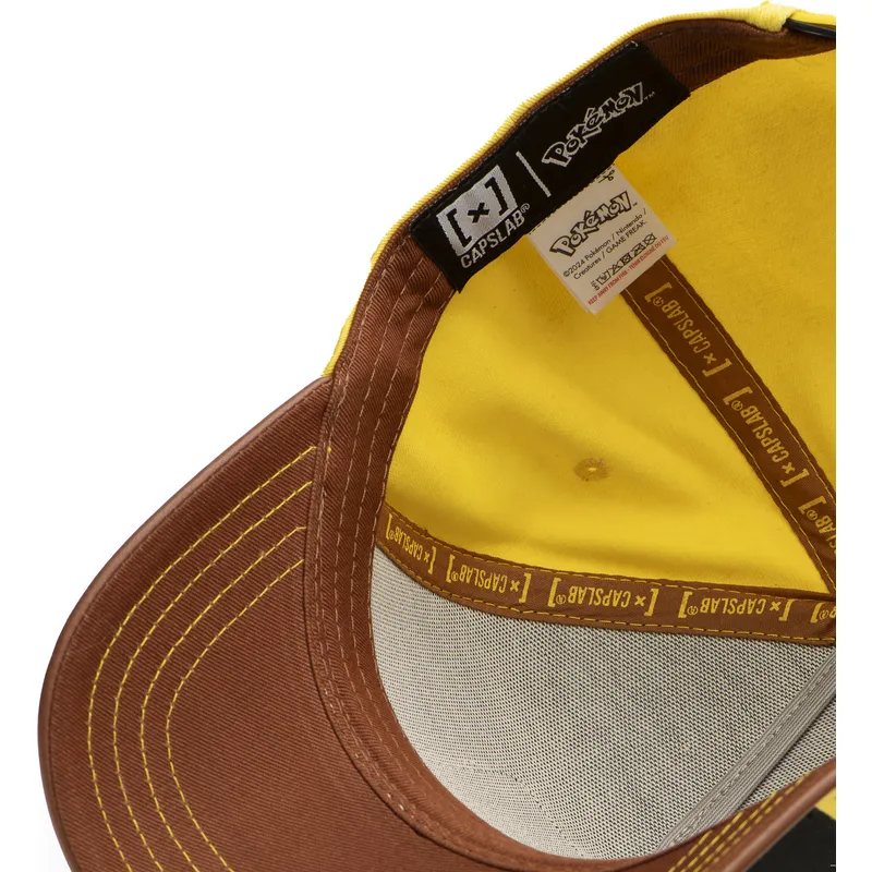 capslab-pokemon-pikachu-pmk6-snapback-kappe-mit-gebogenem-schirm-in-schwarz-gelb-und-braun