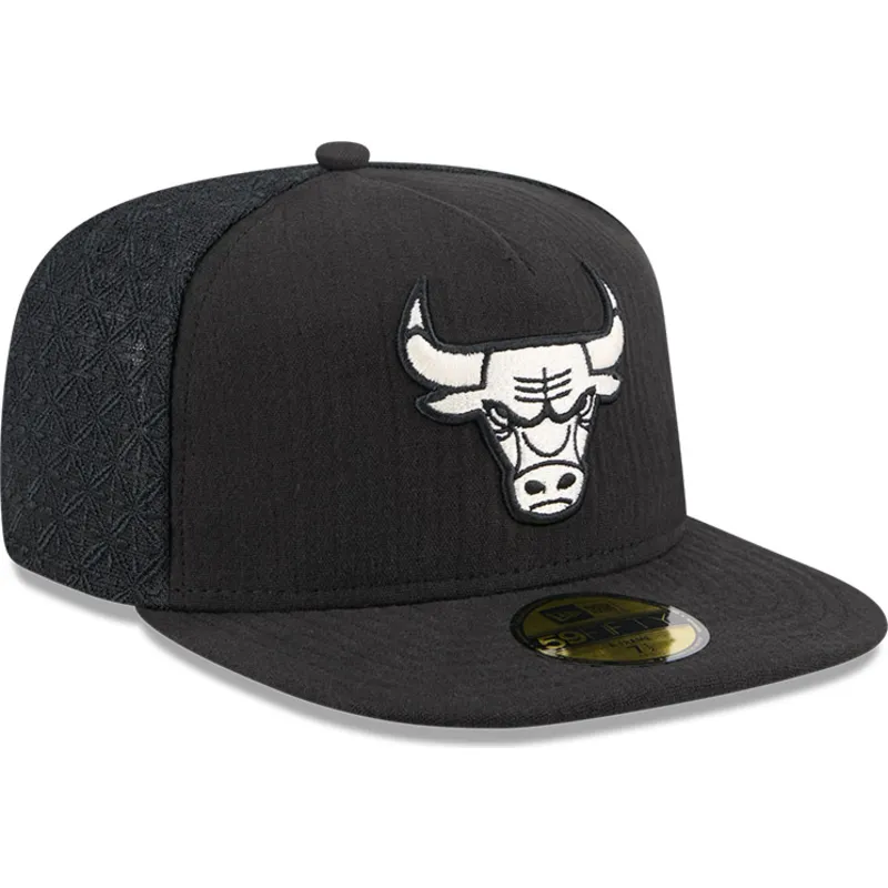 cappello-piatto-nero-aderente-59fifty-day-a-frame-dei-chicago-bulls-nba-di-new-era