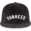schwarze-enganliegende-59fifty-day-flatcap-der-new-york-yankees-mlb-von-new-era