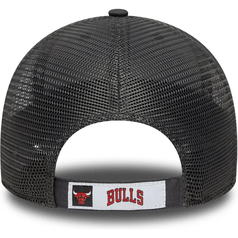 gorra-trucker-gris-ajustable-con-logo-gris-9forty-de-chicago-bulls-nba-de-new-era