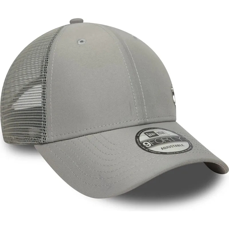 graue-verstellbare-9forty-flawless-trucker-cap-der-new-york-yankees-mlb-von-new-era