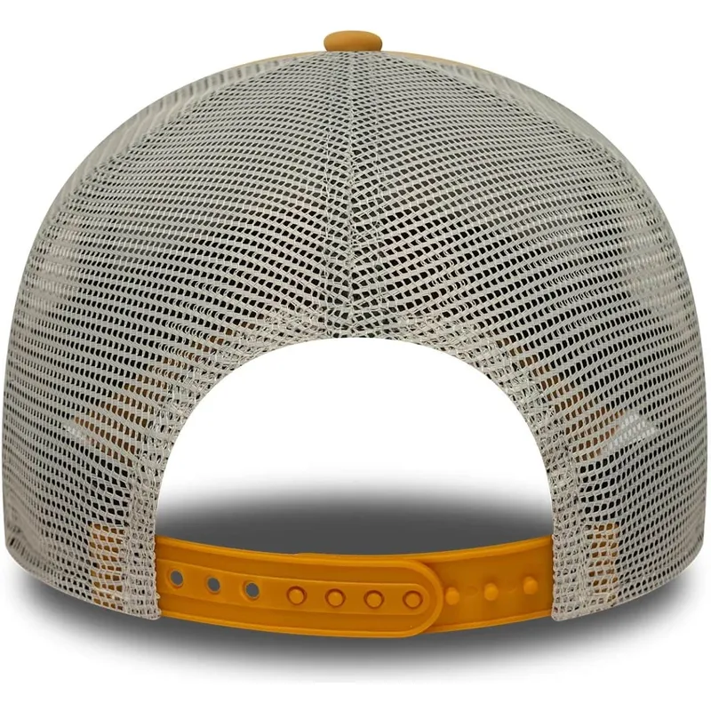 epci-curbata-bej-snapback-a-frame-graphic-patch-de-new-era