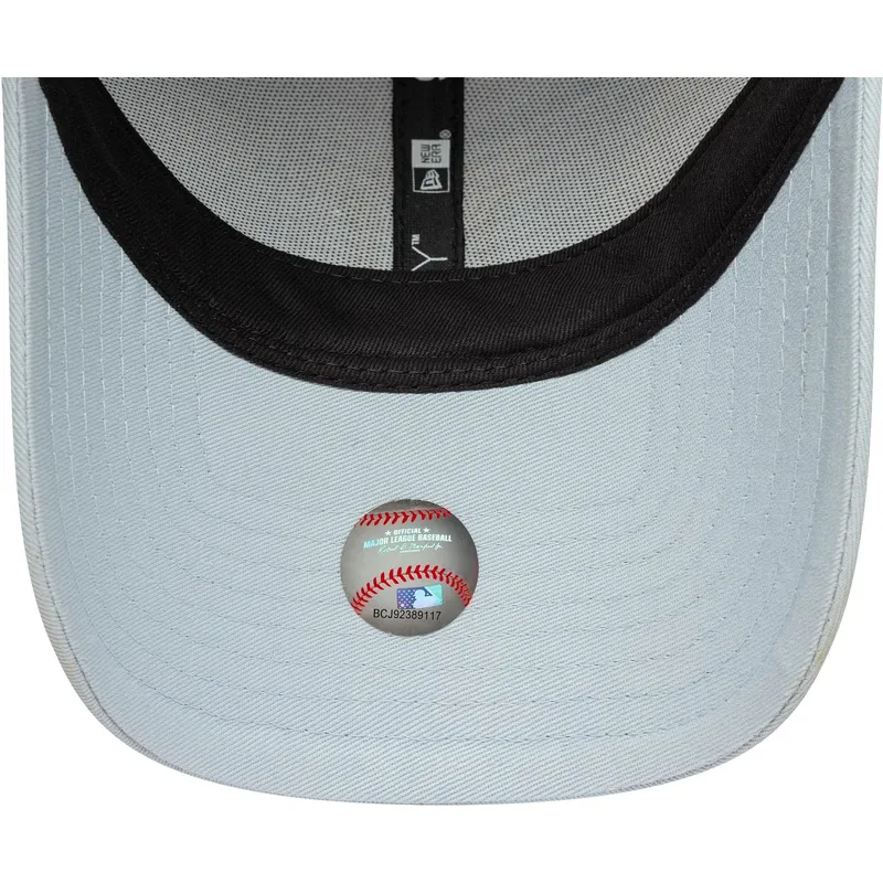 verstellbare-blaue-trucker-kappe-mit-dunkelblauem-logo-9forty-homefield-der-new-york-yankees-mlb-von-new-era