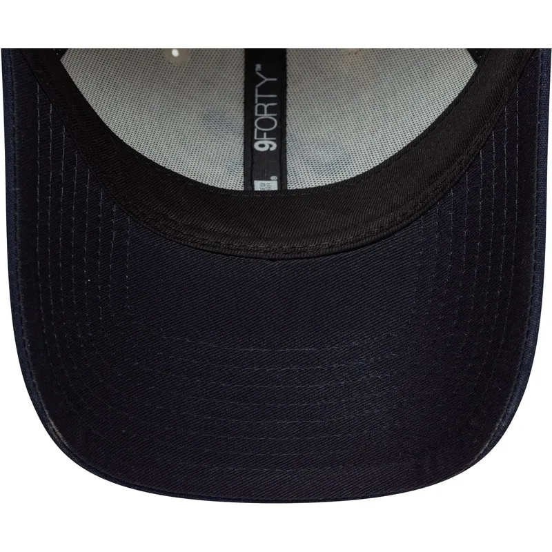 new-era-curved-brim-9forty-linen-beige-and-navy-blue-adjustable-cap