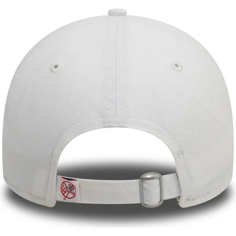 weisse-verstellbare-kappe-mit-gebogenem-schirm-und-blauem-logo-9twenty-core-classic-der-new-york-yankees-mlb-von-new-era