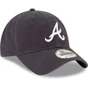 verstellbare-9twenty-core-classic-kappe-in-marineblau-der-atlanta-braves-mlb-von-new-era