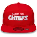 casquette-plate-trucker-rouge-golfer-international-series-games-2024-kansas-city-chiefs-nfl-new-era