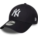 casquette-courbee-bleue-marine-ajustable-9forty-side-patch-new-york-yankees-mlb-new-era