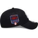 casquette-courbee-bleue-marine-ajustable-9forty-side-patch-new-york-yankees-mlb-new-era