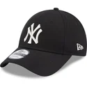 schwarze-gebogene-verstellbare-damenkappe-9forty-metallic-logo-der-new-york-yankees-mlb-von-new-era