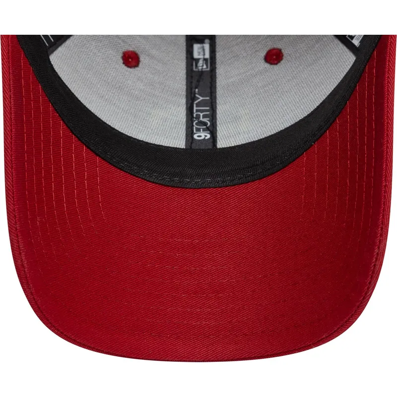 cap-curbata-red-adjustable-strap-9forty-core-de-associazione-sportiva-roma-serie-a-de-new-era cap-curbata-red-adjustable-strap-9forty-core-de-associazione-sportiva-roma-serie-a-de-new-era