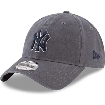 Cappellino curvo grigio regolabile con logo blu 9TWENTY Core Classics dei New York Yankees MLB di New Era
