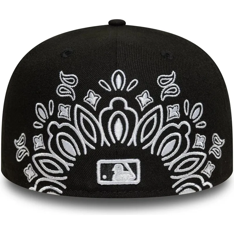 czarna-dopasowana-czapka-z-daszkiem-59fifty-paisley-new-york-yankees-mlb-new-era