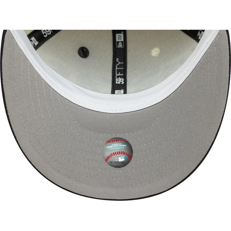 cappellino-curvo-beige-e-blu-navy-aderente-59fifty-all-star-game-pin-dei-texas-rangers-mlb-di-new-era