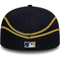 casquette-plate-bleue-marine-ajustee-59fifty-chain-wrap-new-york-yankees-mlb-new-era