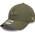 justerbar-gron-bojd-keps-9forty-badge-fran-new-era