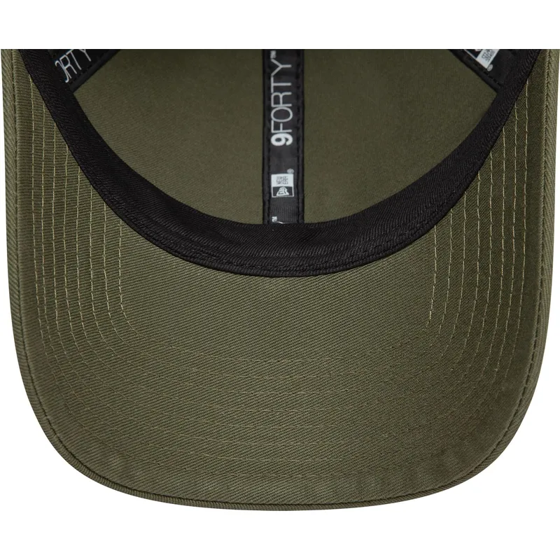 cappellino-curvo-verde-regolabile-9forty-badge-di-new-era