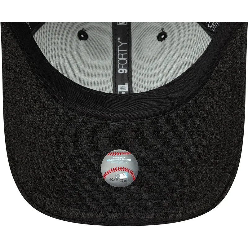 epci-curbata-negru-snapback-9forty-flawless-mesh-de-new-york-yankees-mlb-de-new-era epci-curbata-negru-snapback-9forty-flawless-mesh-de-new-york-yankees-mlb-de-new-era