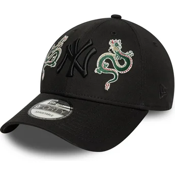 Svart böjd justerbar keps med svart logotyp 9FORTY Icon Dragon från New York Yankees MLB av New Era