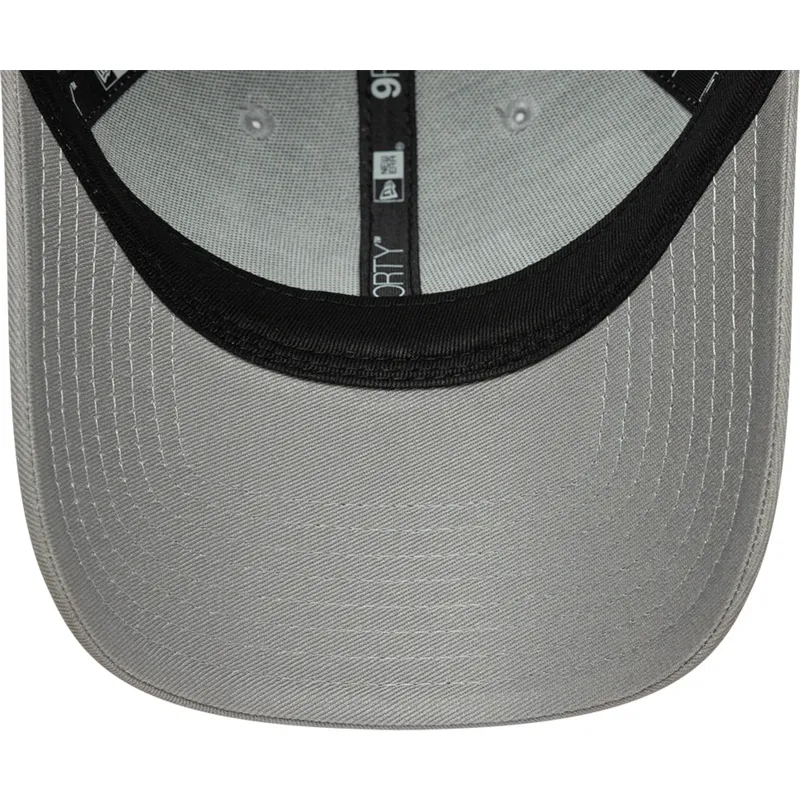 epci-curbata-gri-snapback-9forty-core-de-ufc-ultimate-fighting-championship-de-new-era