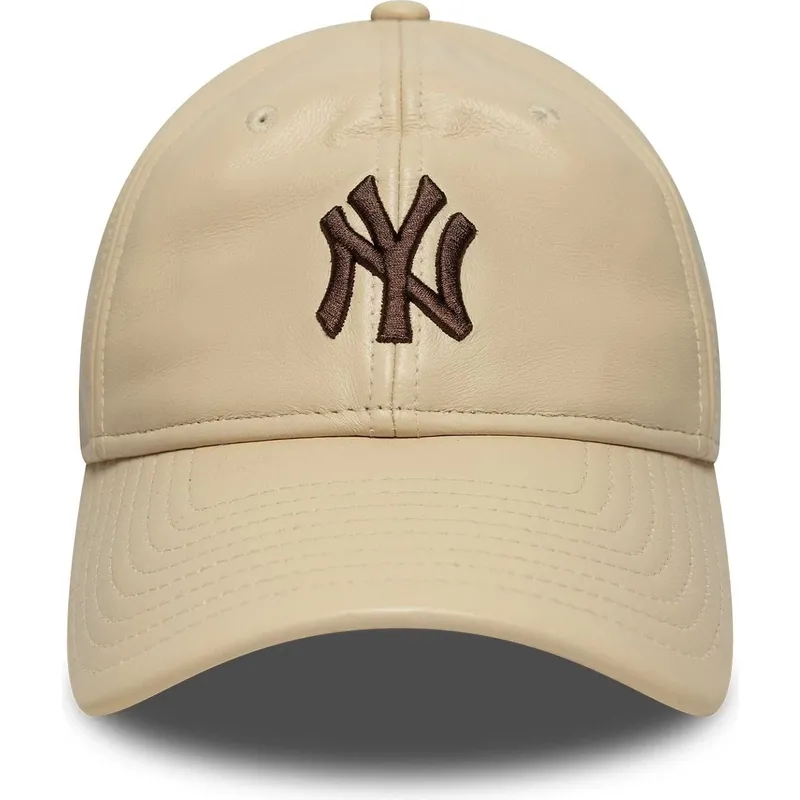 beige-verstellbare-kappe-mit-gebogenem-schirm-und-braunem-logo-9twenty-leather-der-new-york-yankees-mlb-von-new-era