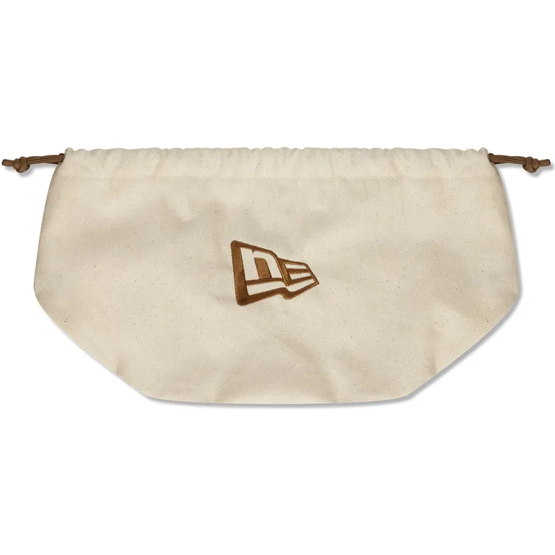 cappellino-beige-con-visiera-curva-regolabile-e-logo-marrone-9twenty-leather-dei-new-york-yankees-mlb-di-new-era