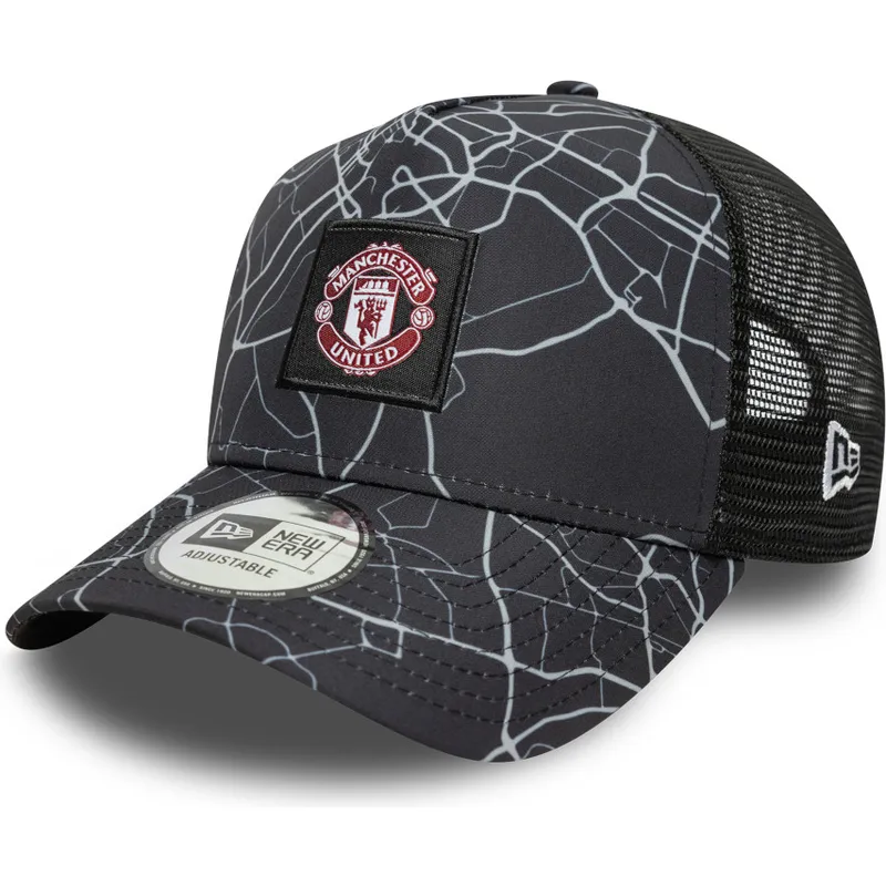 gorra-trucker-nera-a-frame-all-over-print-del-manchester-united-football-club-premier-league-di-new-era