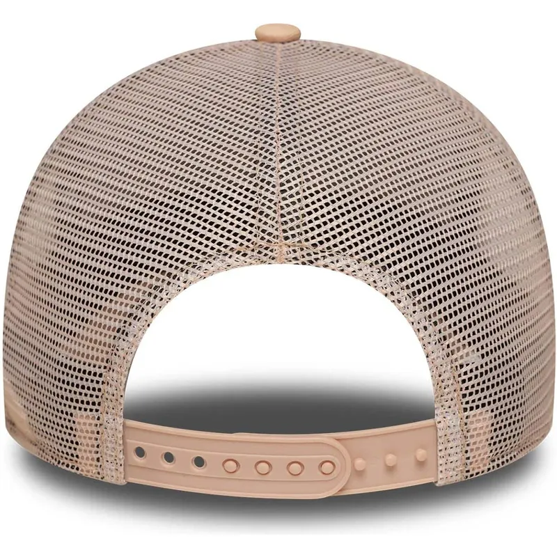 new-era-new-york-city-a-frame-rosa-trucker-cap-fur-damen